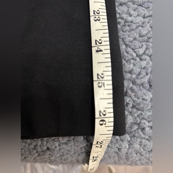 Everlane Black pull up Pants elastic waist pockets size Medium thick material - Picture 6 of 6